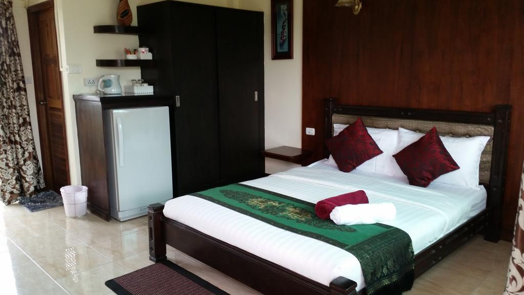 Mai Thai Guest House Khon Kaen Quarto foto