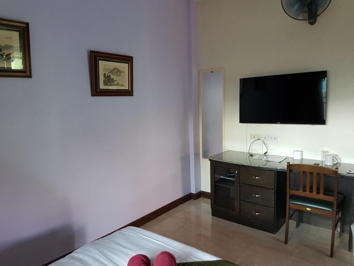 Mai Thai Guest House Khon Kaen Quarto foto